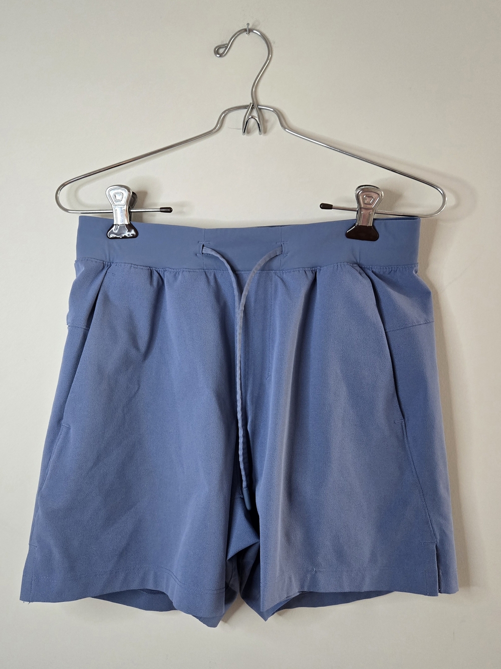 Lululemon Athletica light blue high rise drawstring athletic shorts, 5" inseam